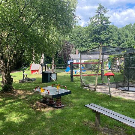 Ruim Privacyvol Chalet Met Overdekt Terras Ermelo Luaran gambar