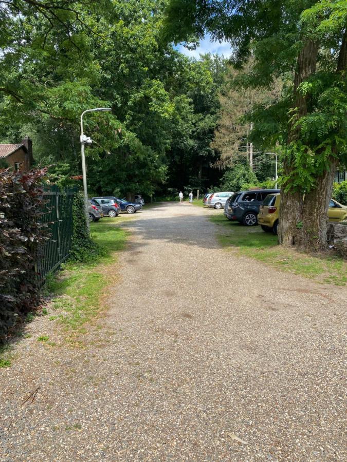 Ruim Privacyvol Chalet Met Overdekt Terras Ermelo Luaran gambar