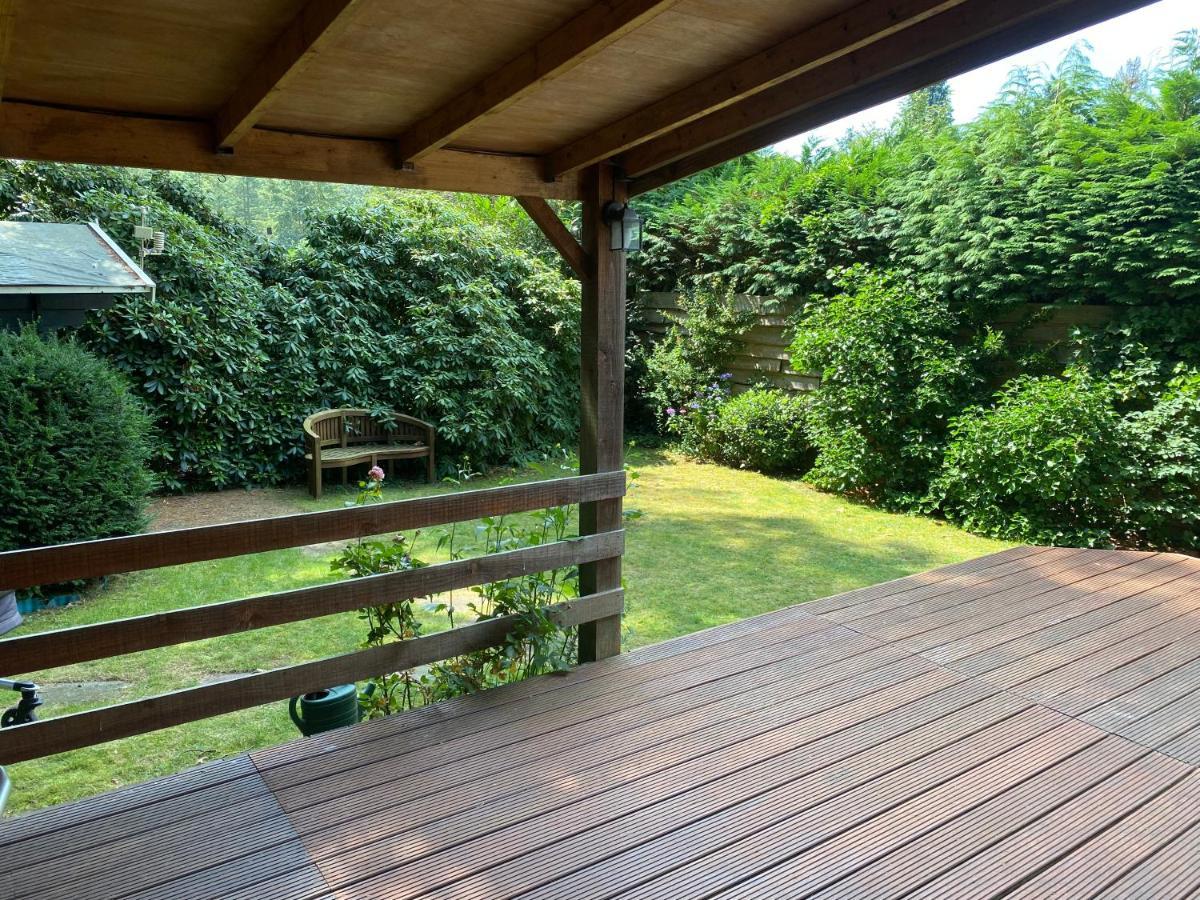 Ruim Privacyvol Chalet Met Overdekt Terras Ermelo Luaran gambar